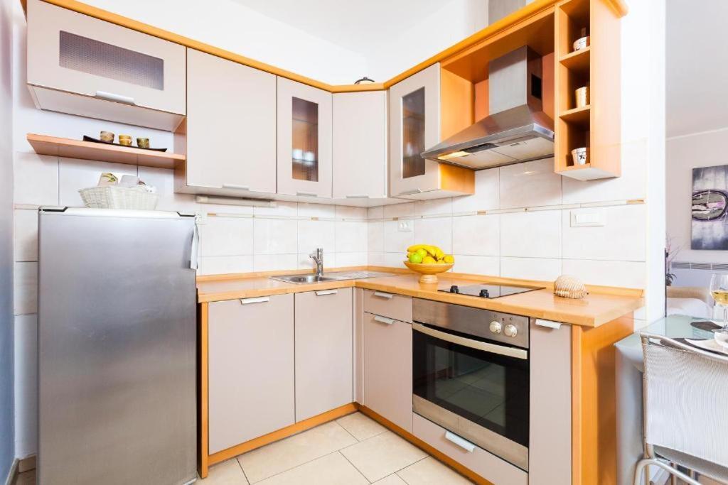Apartments Dea Caeli Вела Лука Екстериор снимка