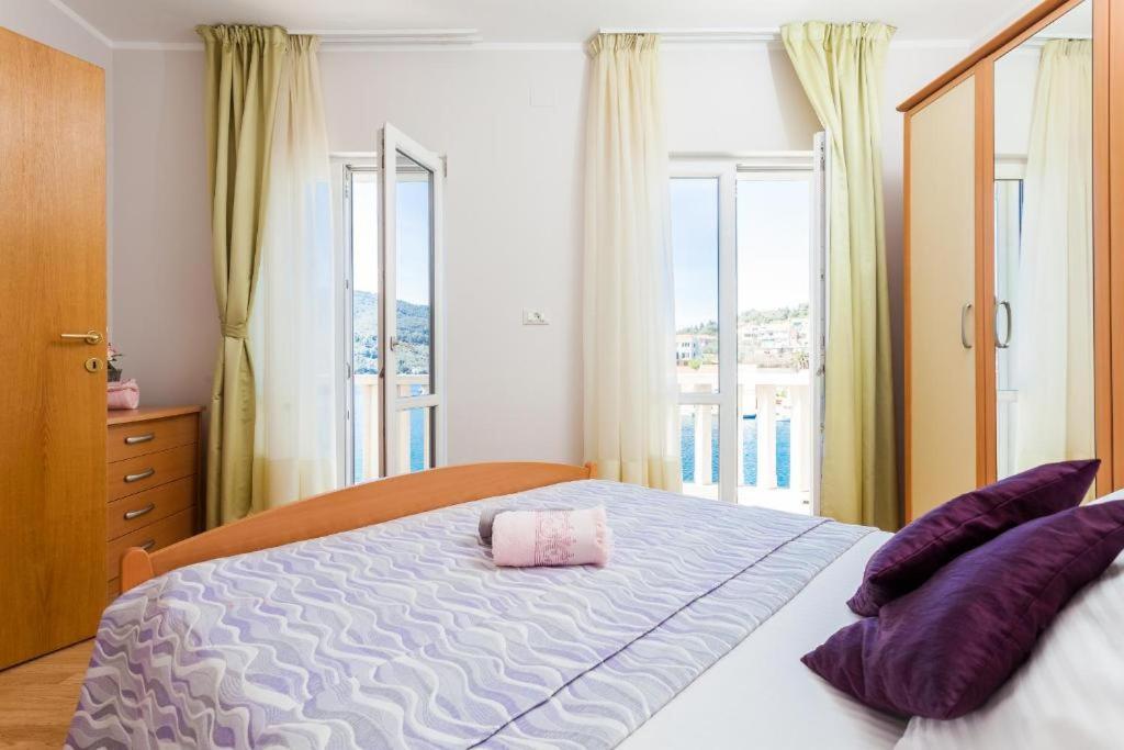 Apartments Dea Caeli Вела Лука Екстериор снимка