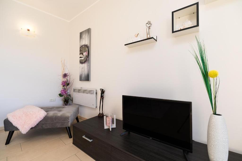 Apartments Dea Caeli Вела Лука Екстериор снимка